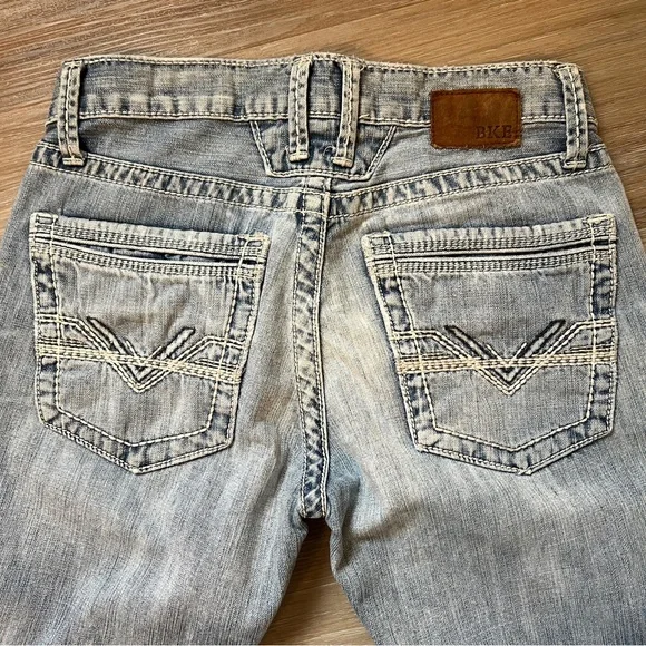 BKE Fulton Bootcut Jeans 28R Light Wash Y2K Distressed - Picture 8 of 9